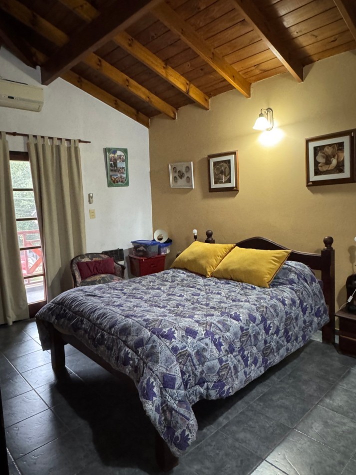 Chalet 5 Ambientes Con Parque en Castelar Norte
