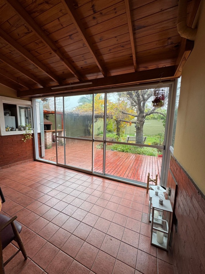 Chalet 5 Ambientes Con Parque en Castelar Norte