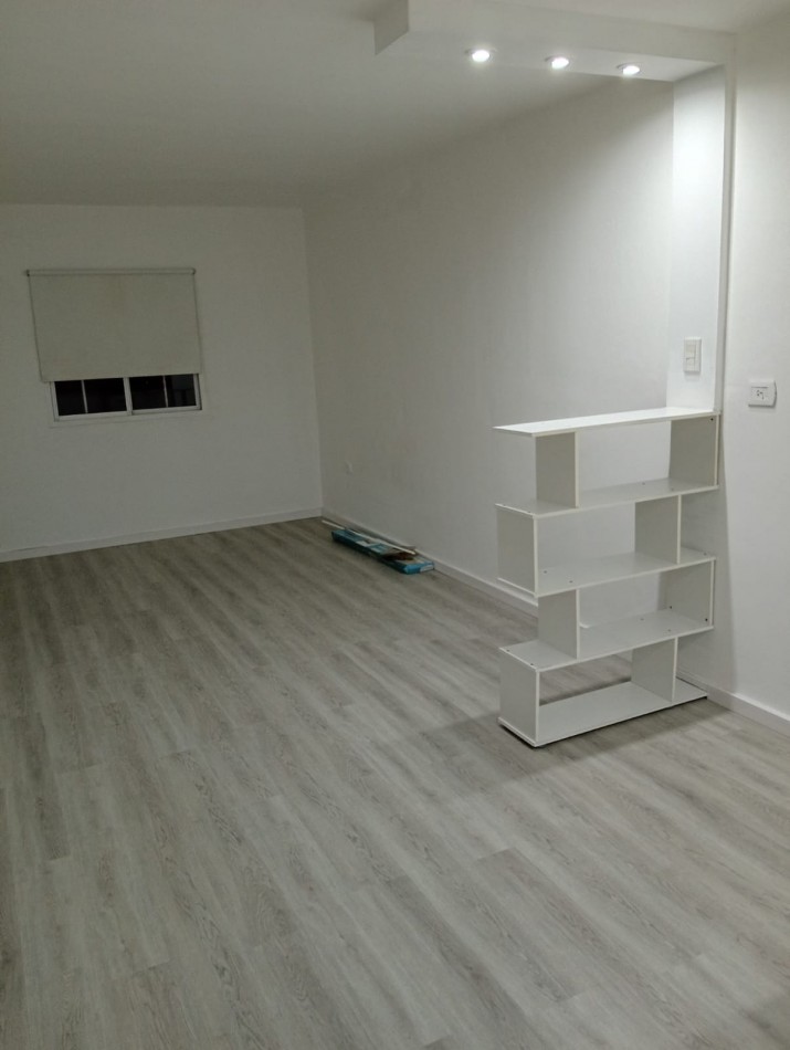 Venta de Departamento Monoambiente en Villa Tesei, Hurlingham