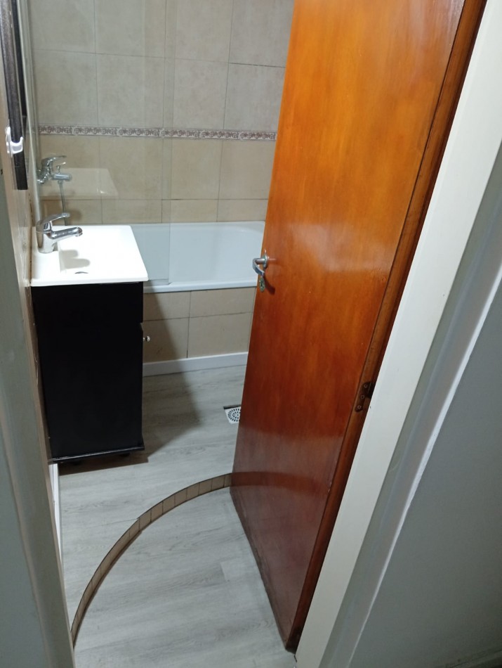 Venta de Departamento Monoambiente en Villa Tesei, Hurlingham