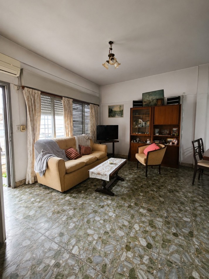 PH 3 ambientes C/Cochera en Castelar Sur