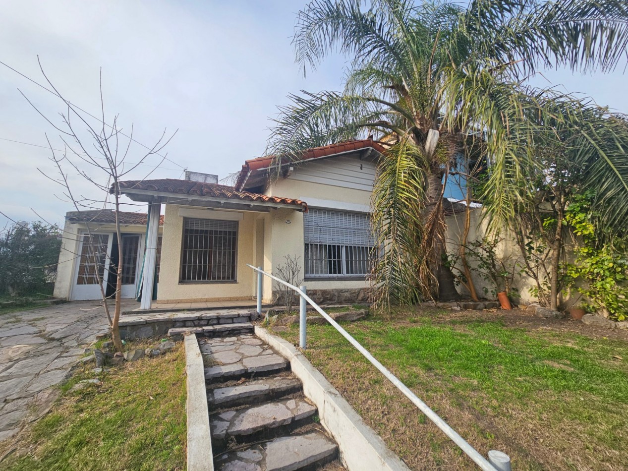 Casa Tipo Chalet 3 Ambientes En Lote Propio EN Moron Norte
