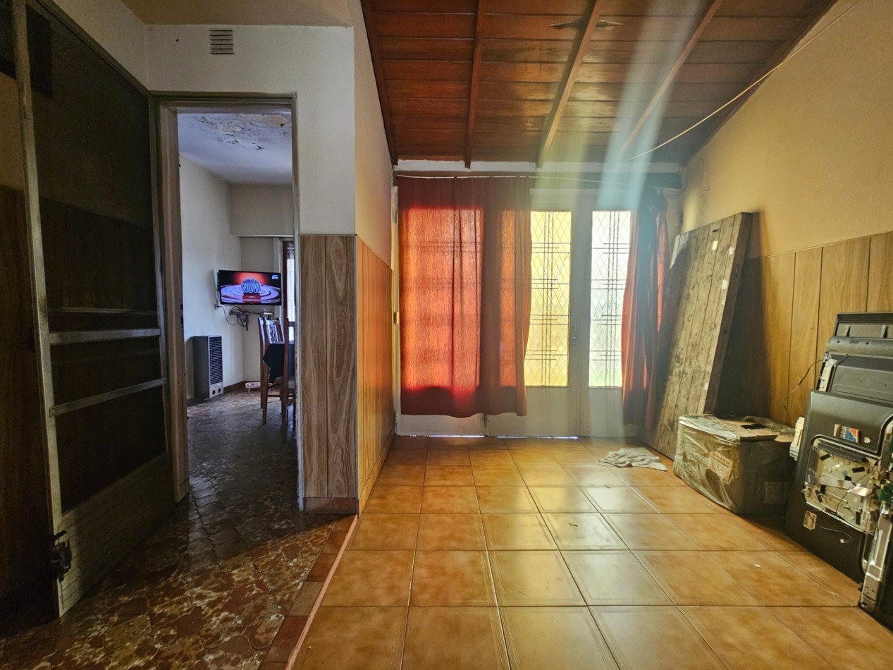 Casa Tipo Chalet 3 Ambientes En Lote Propio EN Moron Norte
