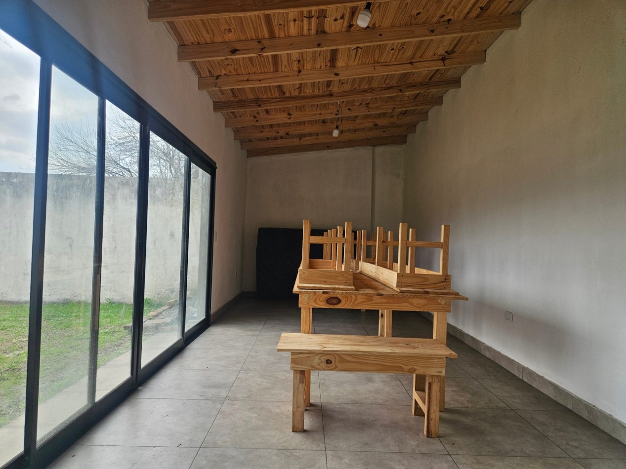 Lote Con Quincho Nuevo en Moron Norte
