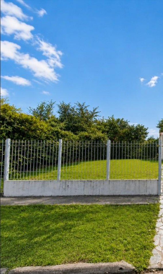 Lote Con Quincho Nuevo en Moron Norte