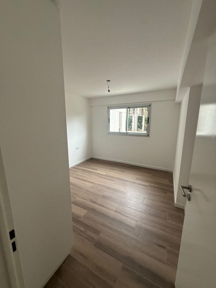 Depto 2 Amb a Estrenar C/Cochera En Ituzaingo Norte