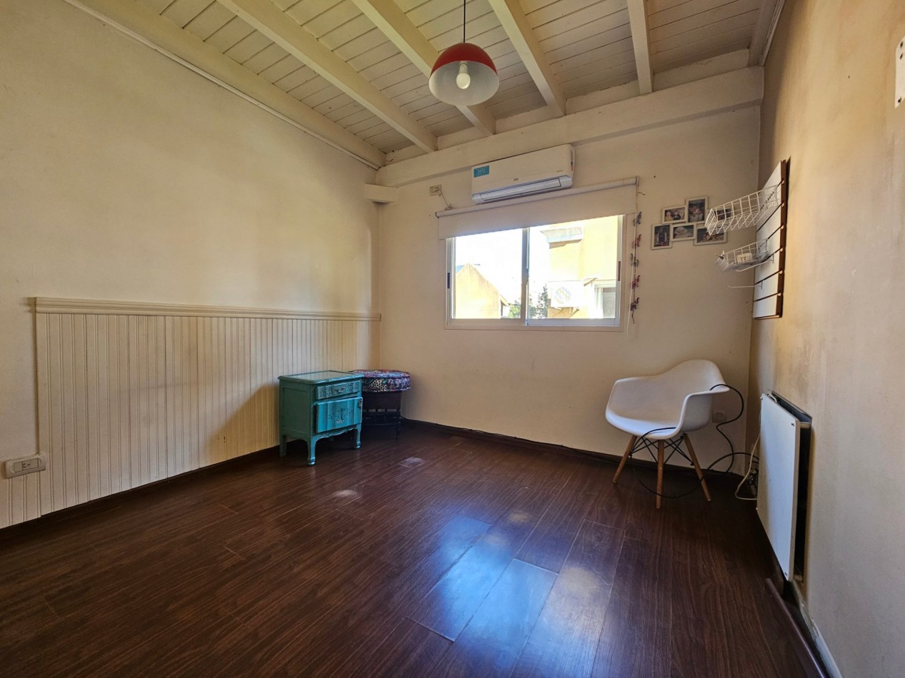 Triplex 4 Amb En Ituzaingo Norte Apto Credito Hipotecario