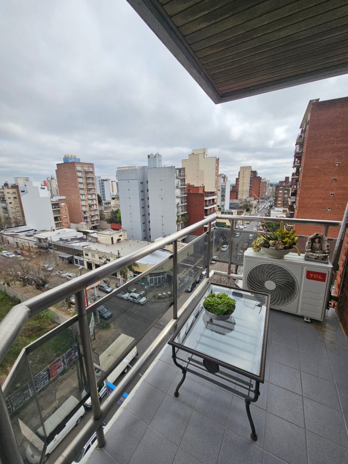Espectacular Piso de 3 Ambientes C/Cochera en Moron Sur Apto Credito Hipotecario