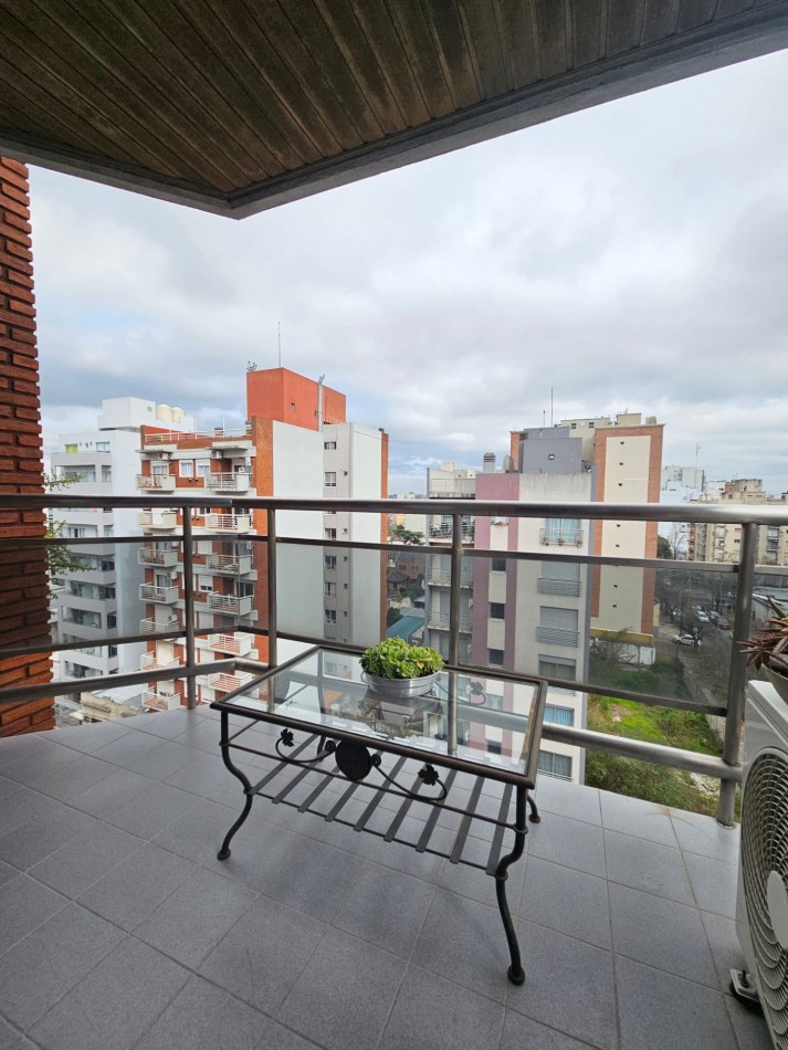 Espectacular Piso de 3 Ambientes C/Cochera en Moron Sur Apto Credito Hipotecario