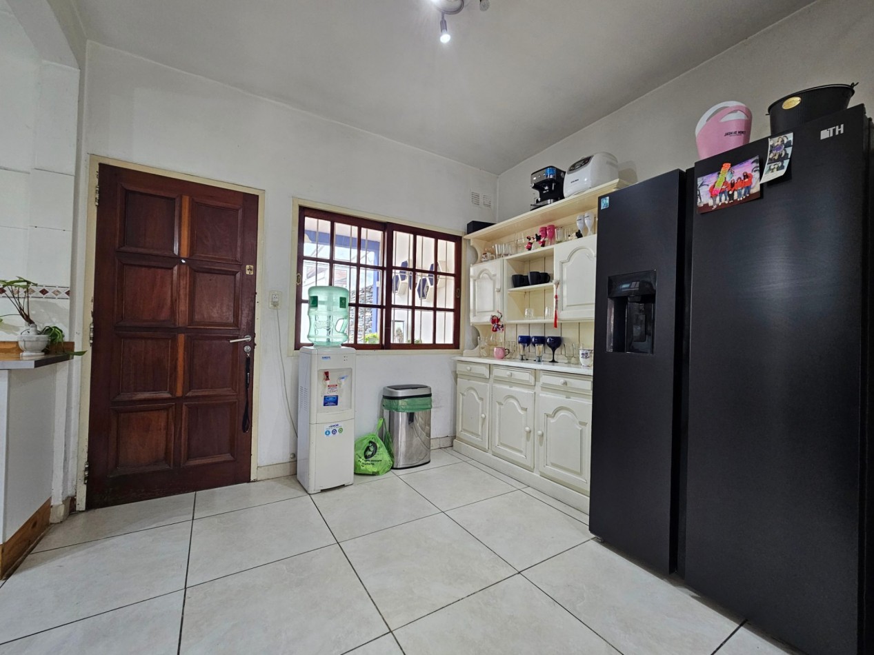 Chalet 5 Amb C/Piscina y Cochera en Ituzaingo Norte
