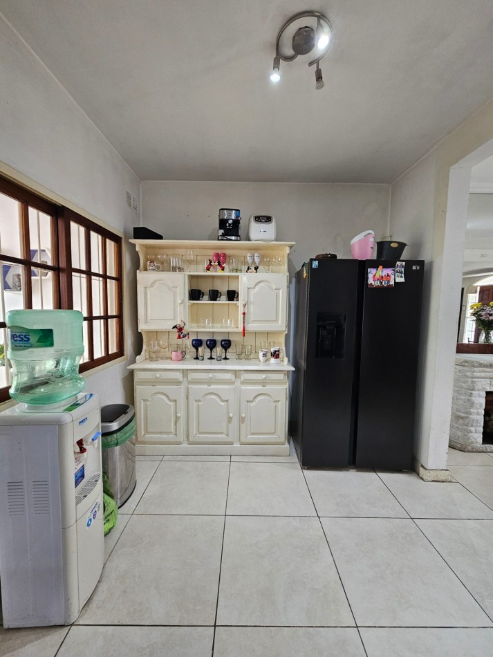Chalet 5 Amb C/Piscina y Cochera en Ituzaingo Norte