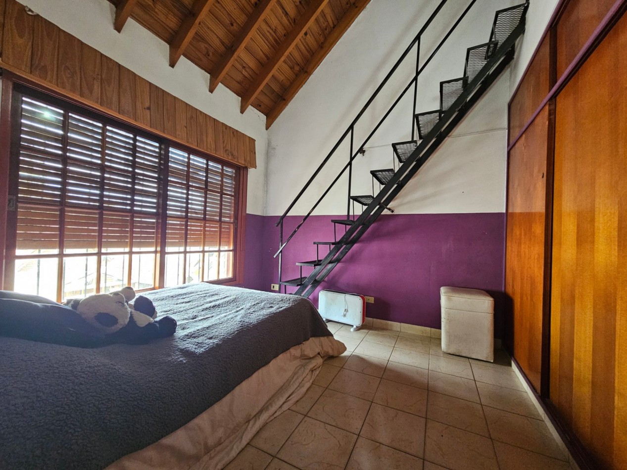 Chalet 5 Amb C/Piscina y Cochera en Ituzaingo Norte