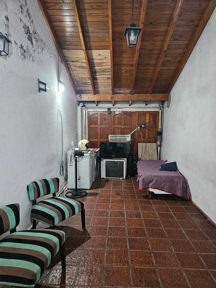 Chalet 5 Amb C/Piscina y Cochera en Ituzaingo Norte
