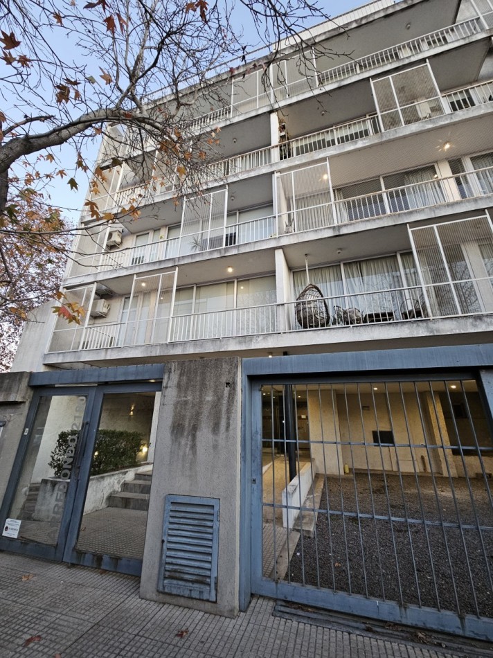 Depto 2 Amb C/Cochera En Castelar Norte Centro Apto Credito