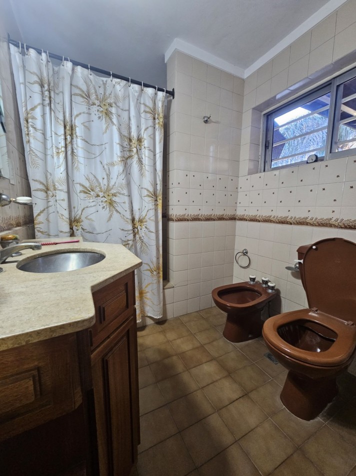 Chalet 4 Amb en Zona Residencial Castelar Norte Apto Credito