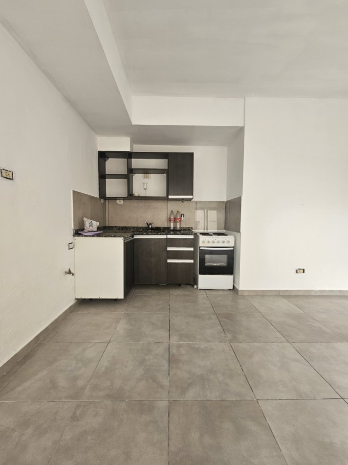 Alquiler Monoambiente En Castelar Centro