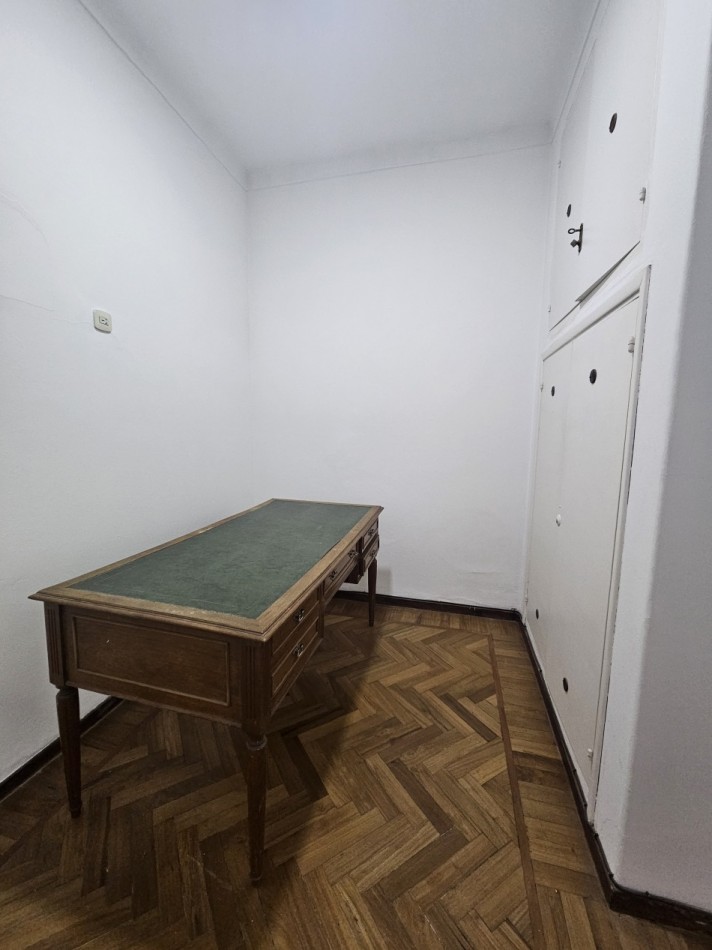 Chalet 4 Ambiente En Zona Residencial de Castelar Norte