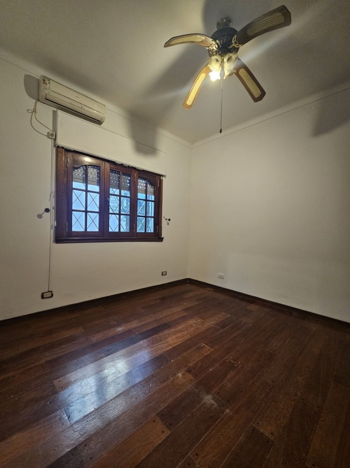 Chalet 4 Ambiente En Zona Residencial de Castelar Norte