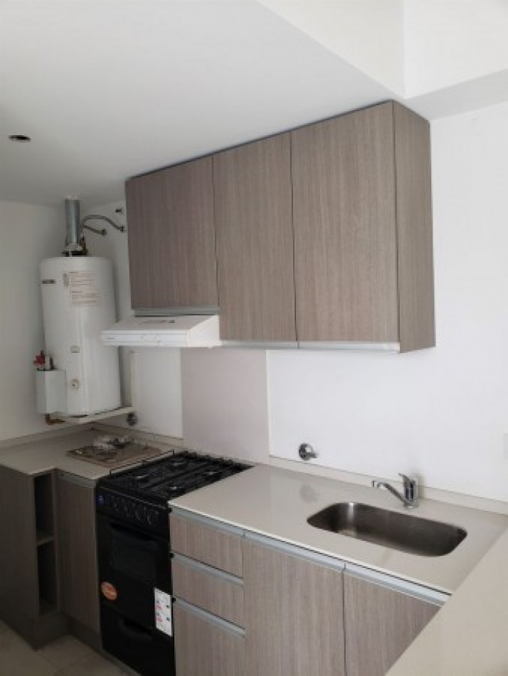 Venta De Departamentos De Categoria 2 Ambientes En Castelar Norte