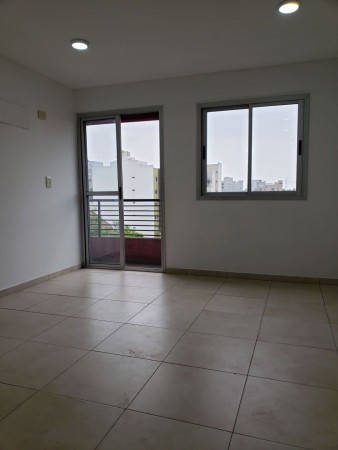 Venta de Departamento 2 AMBIENTES en Morón Centro