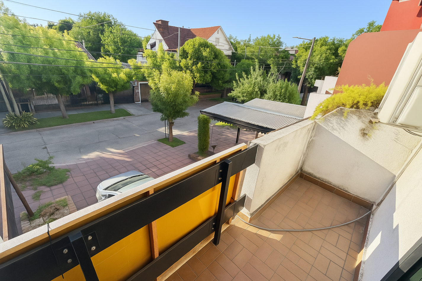 Duplex 3 Amb C/Patio En Castelar Norte Zona Residencial Apto Credito Hipotecario