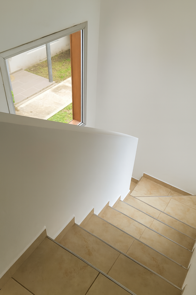 Duplex 3 Ambientes con Jardin y Cochera - Ituzaingo Norte