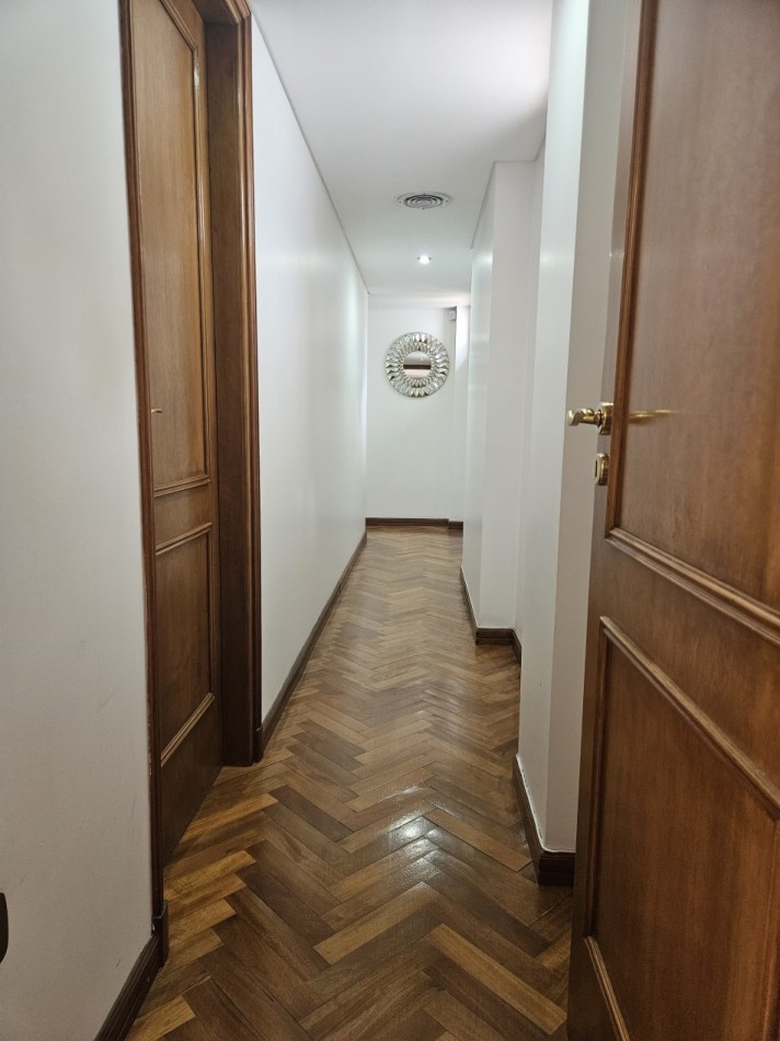 Alquiler Piso de 5 Ambientes C/Cochera en el Centro de Castelar Norte