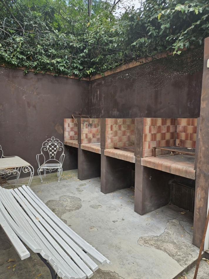Alquiler Piso de 5 Ambientes C/Cochera en el Centro de Castelar Norte