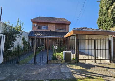 Chalet 4 Amb C/Parque y Piscina En Ituzaingo Norte