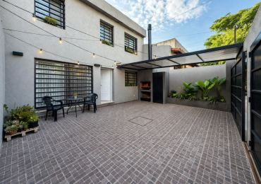 PH 3 Ambientes con Patio y Cochera en Castelar Sur
