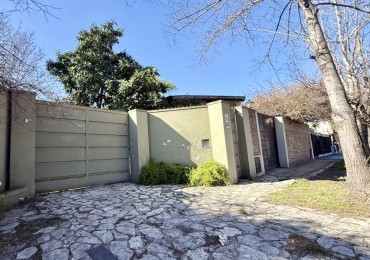 Casa 5 amb C/Parque y Pileta en Castelar Norte 