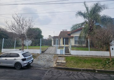 Casa Tipo Chalet 3 Ambientes En Lote Propio EN Moron Norte